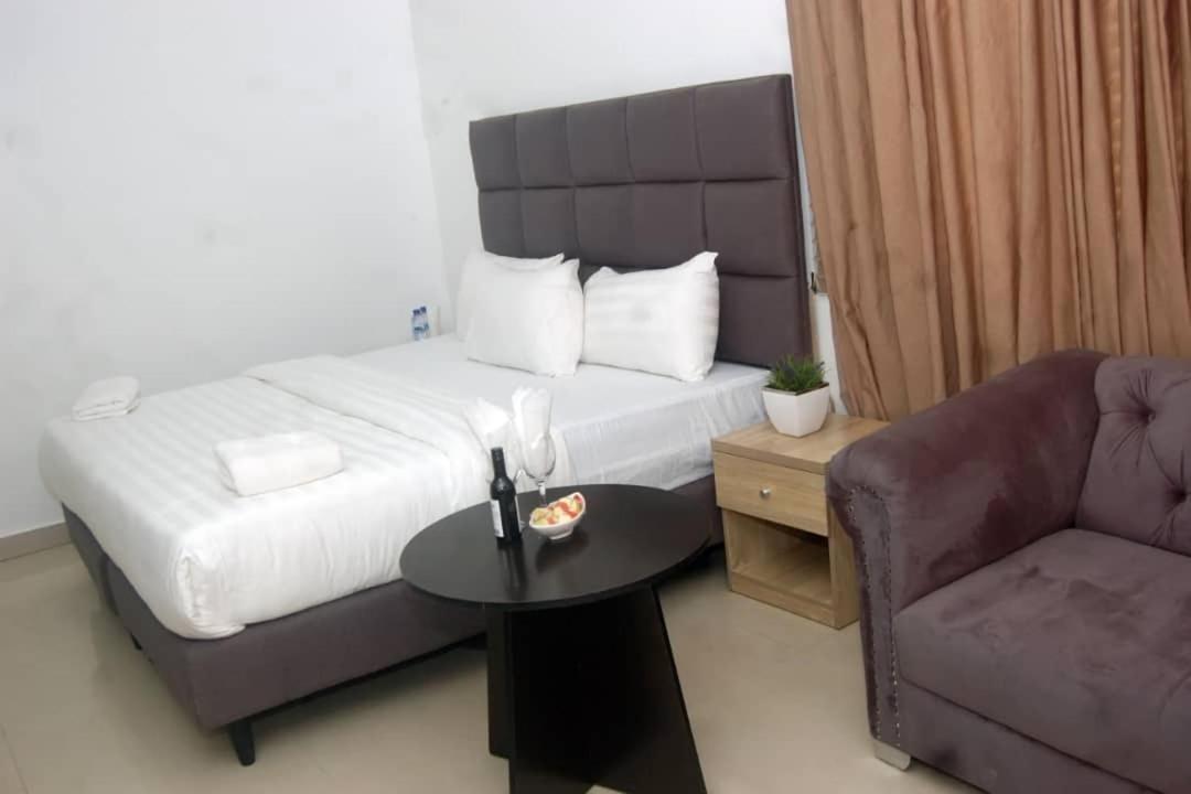 Tivoli Hotel Seafront Ikoyi Aliayabiagba Exteriér fotografie