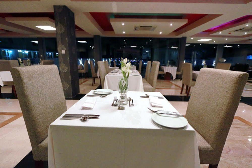 Tivoli Hotel Seafront Ikoyi Aliayabiagba Exteriér fotografie