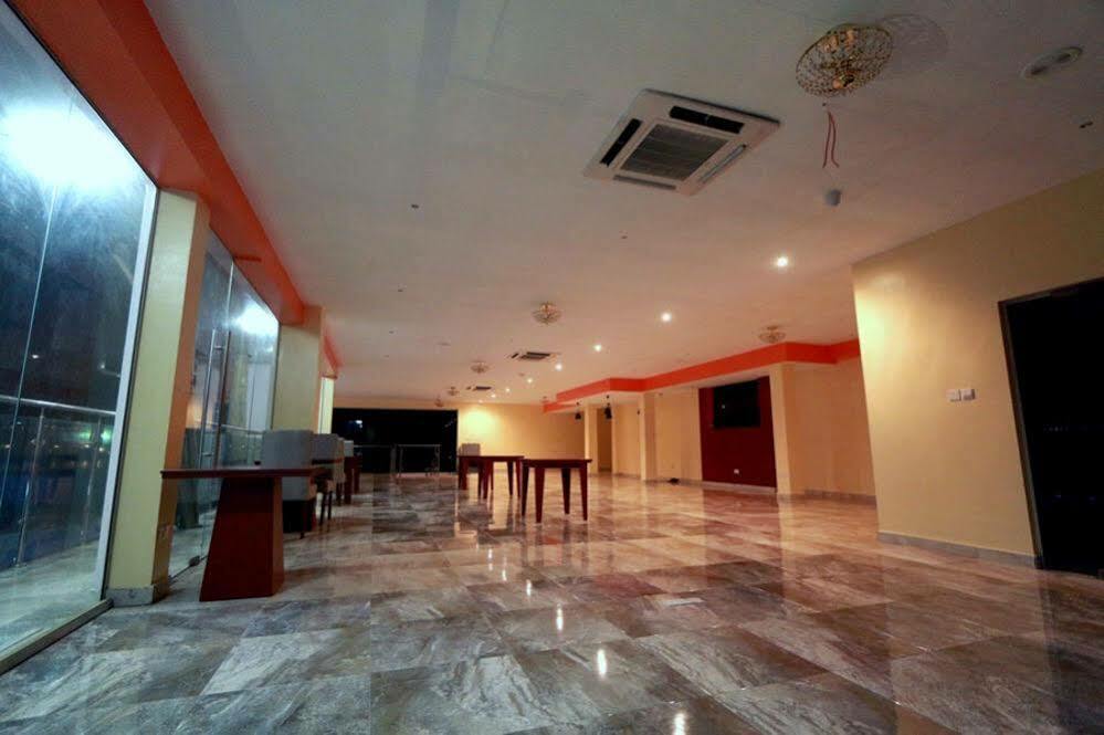Tivoli Hotel Seafront Ikoyi Aliayabiagba Exteriér fotografie